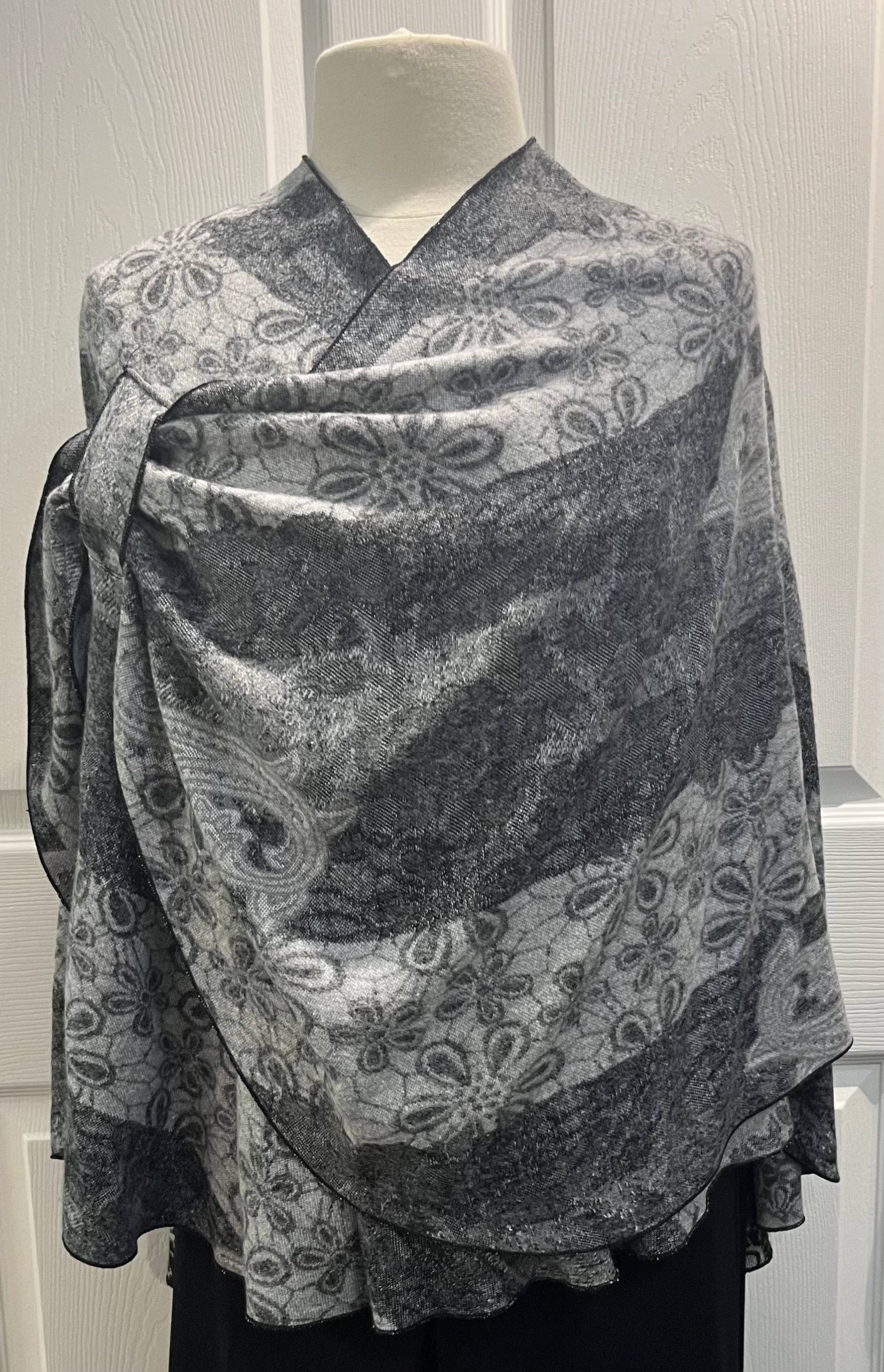 Black & Grey Reversible Cashmere Shawl