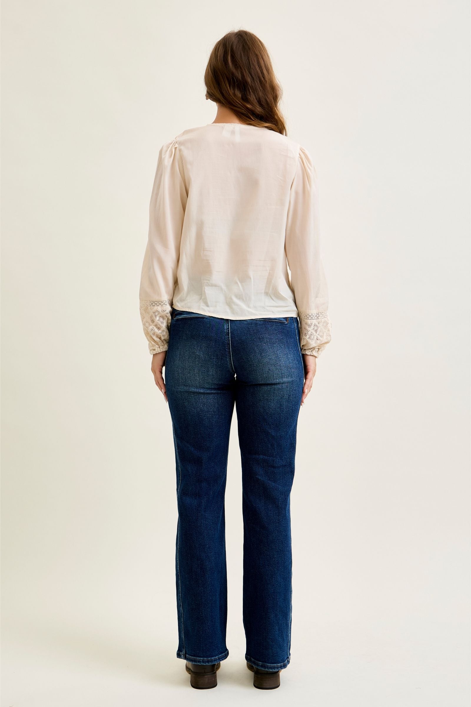 Judy Blue Mid Rise Alex Bootcut w/ Cowgirl Seam