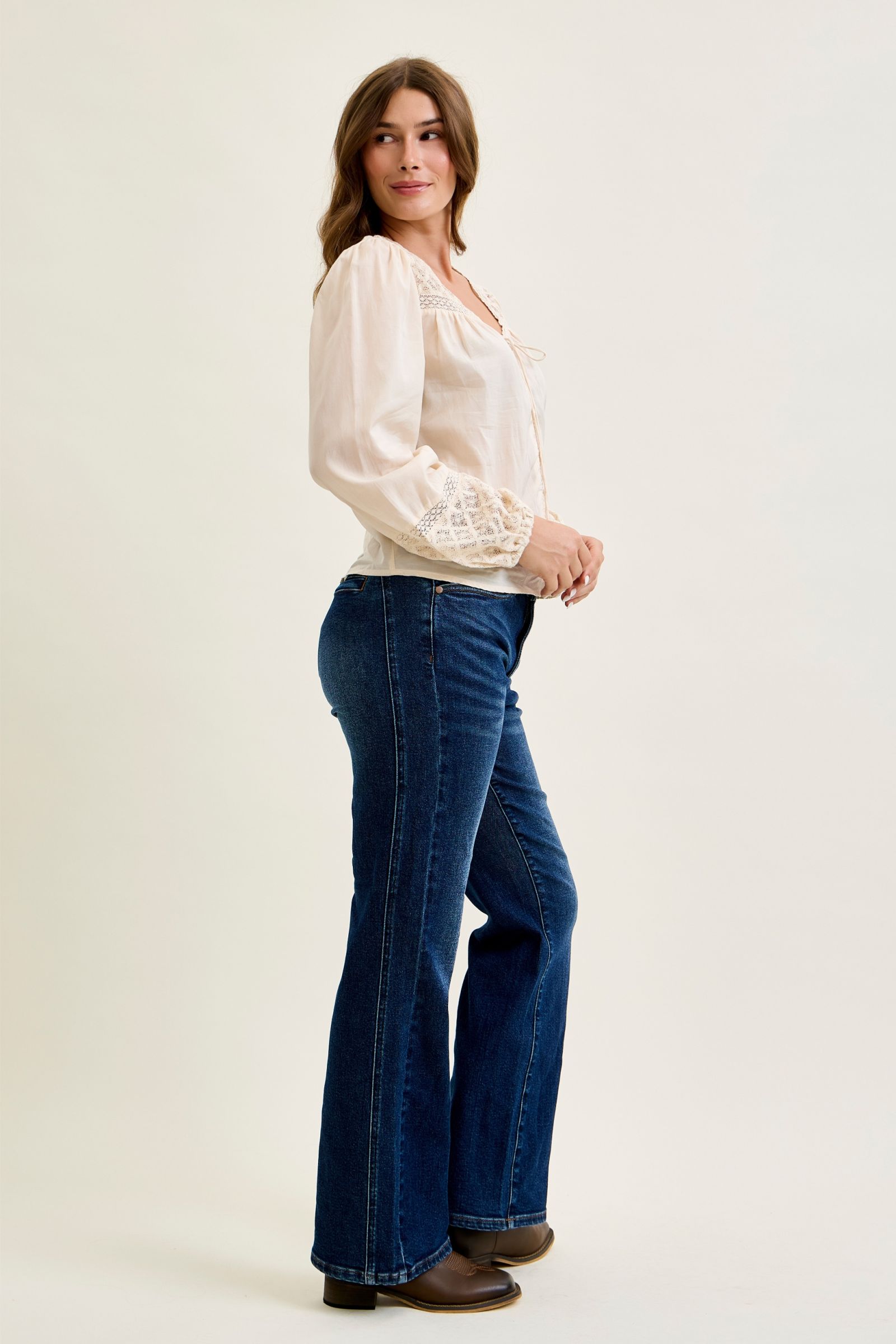 Judy Blue Mid Rise Alex Bootcut w/ Cowgirl Seam