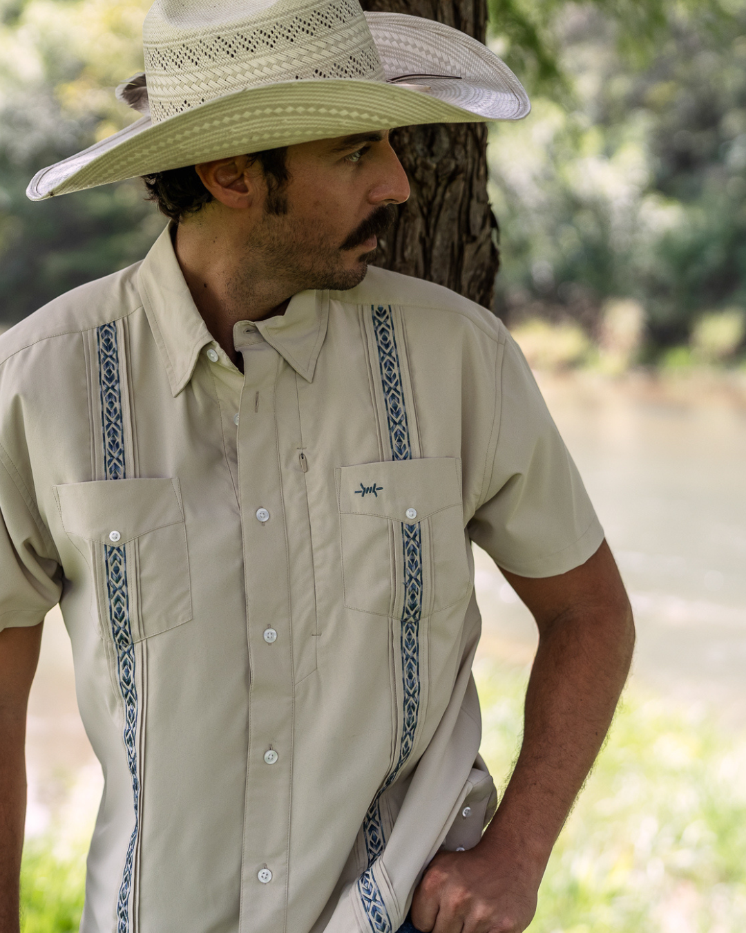 Guayabera Libre- Noche Cuero by Texas Standard
