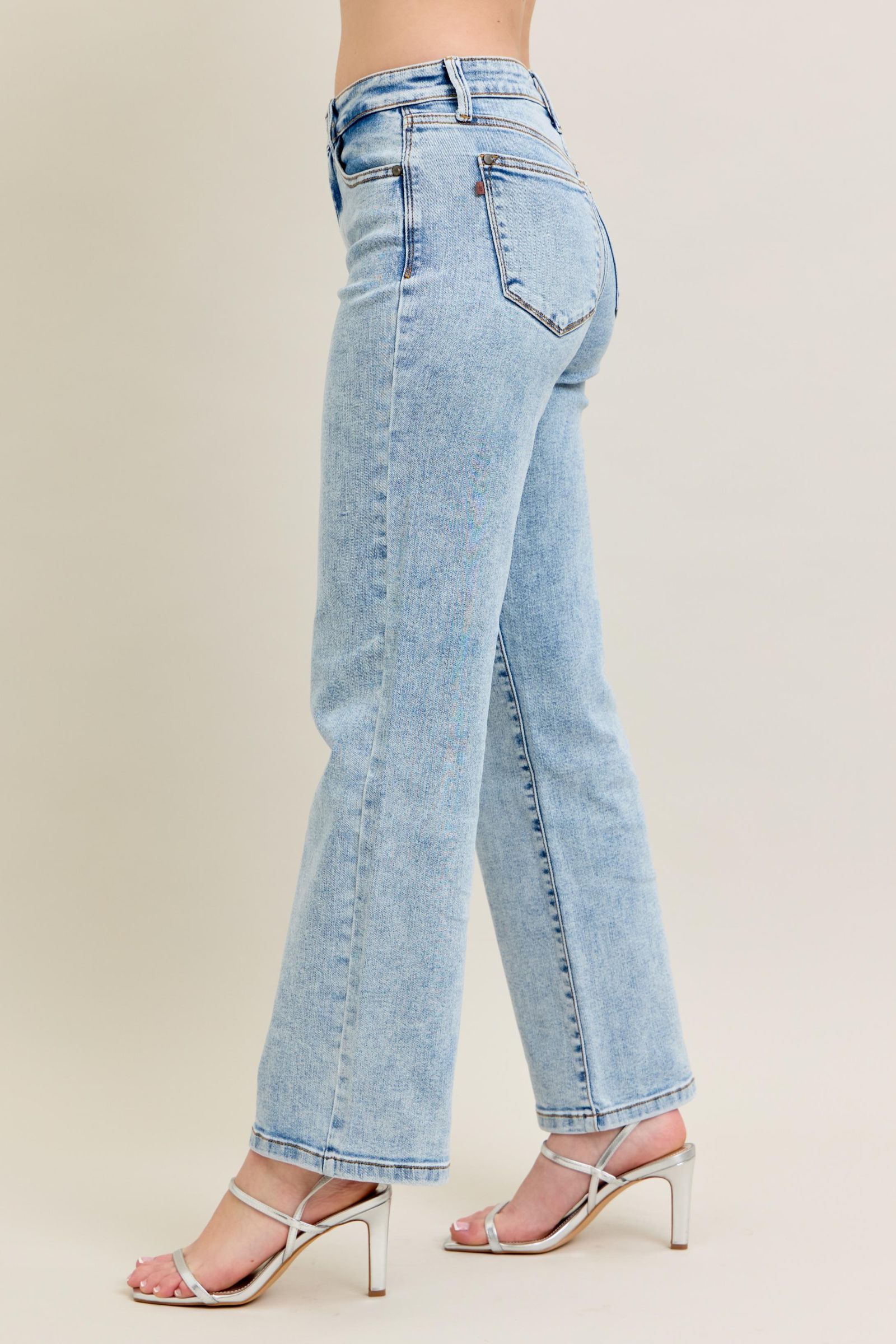 Judy Blue High Waist Stone Wash Straight Fit Jeans