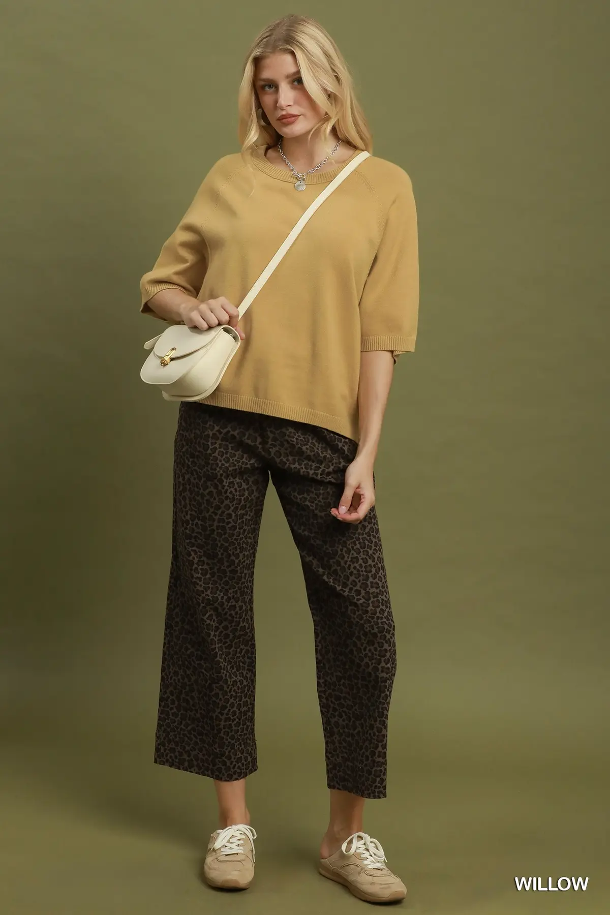 Golden Willow Relaxed Knit Sweater 🤎