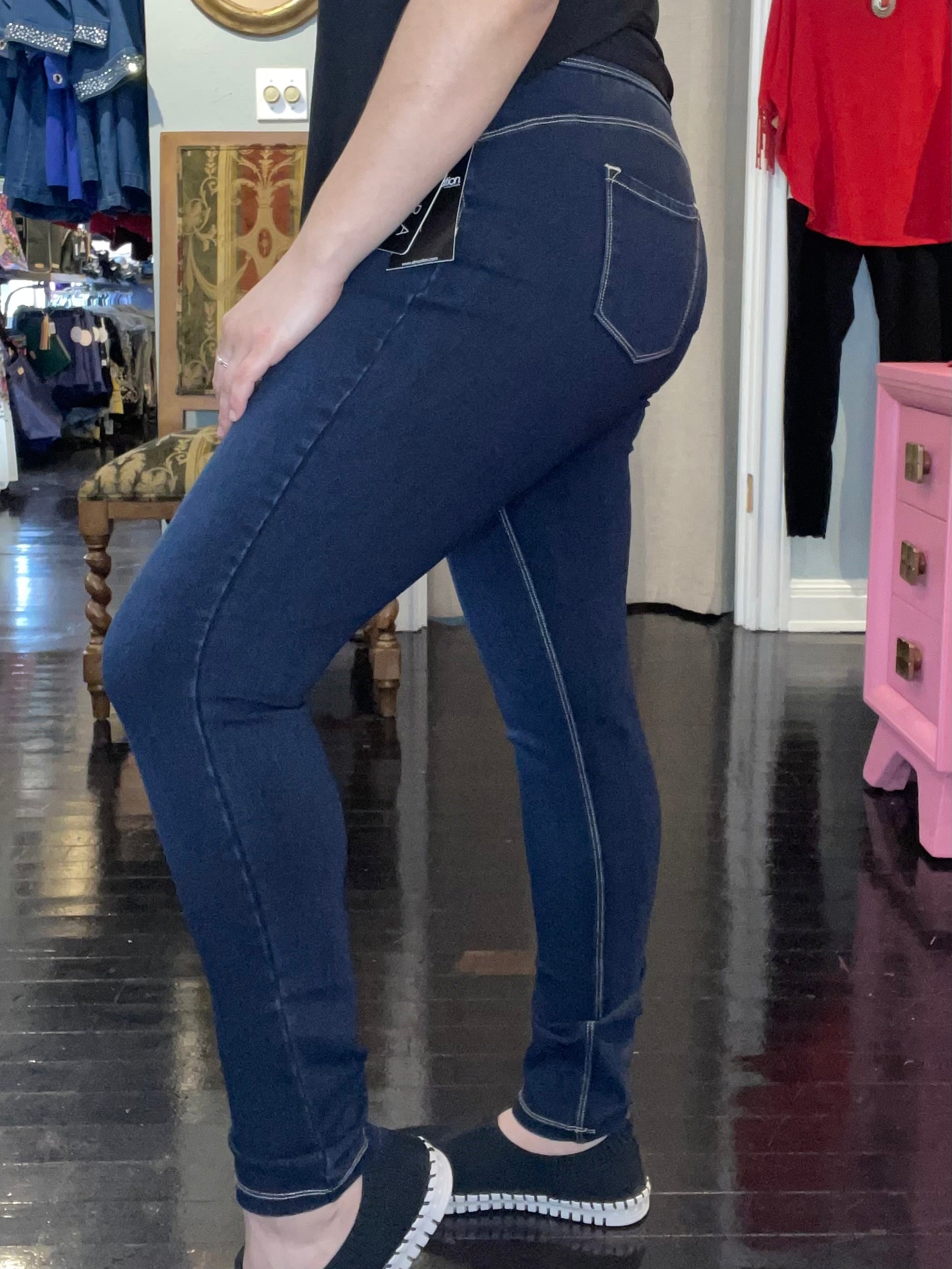 Wide Elastic Dark Denim Ankle Jegging
