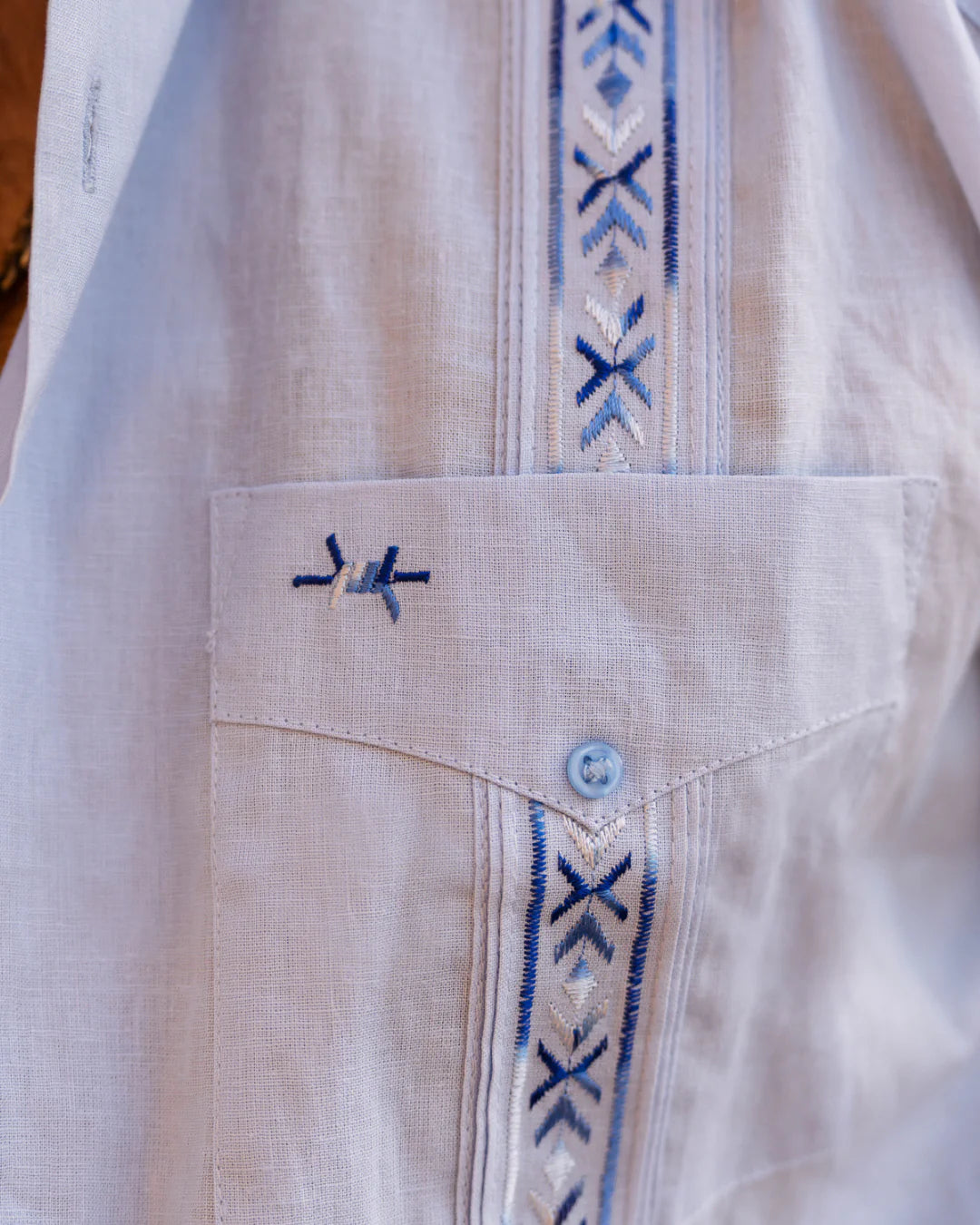 Tejas Guayabera - Benavides Cielo