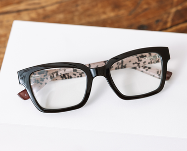 Siren Coffee/Animal/Limited Edition Peepers Reading Glasses