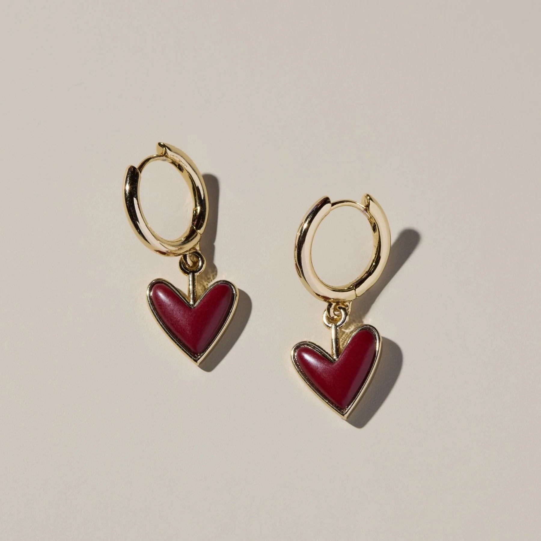 Maroon Stone Sweetheart Huggies